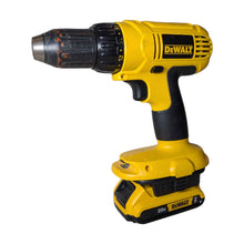 Load image into Gallery viewer, DeWalt 20V to DeWalt 18V Battery Adapter
