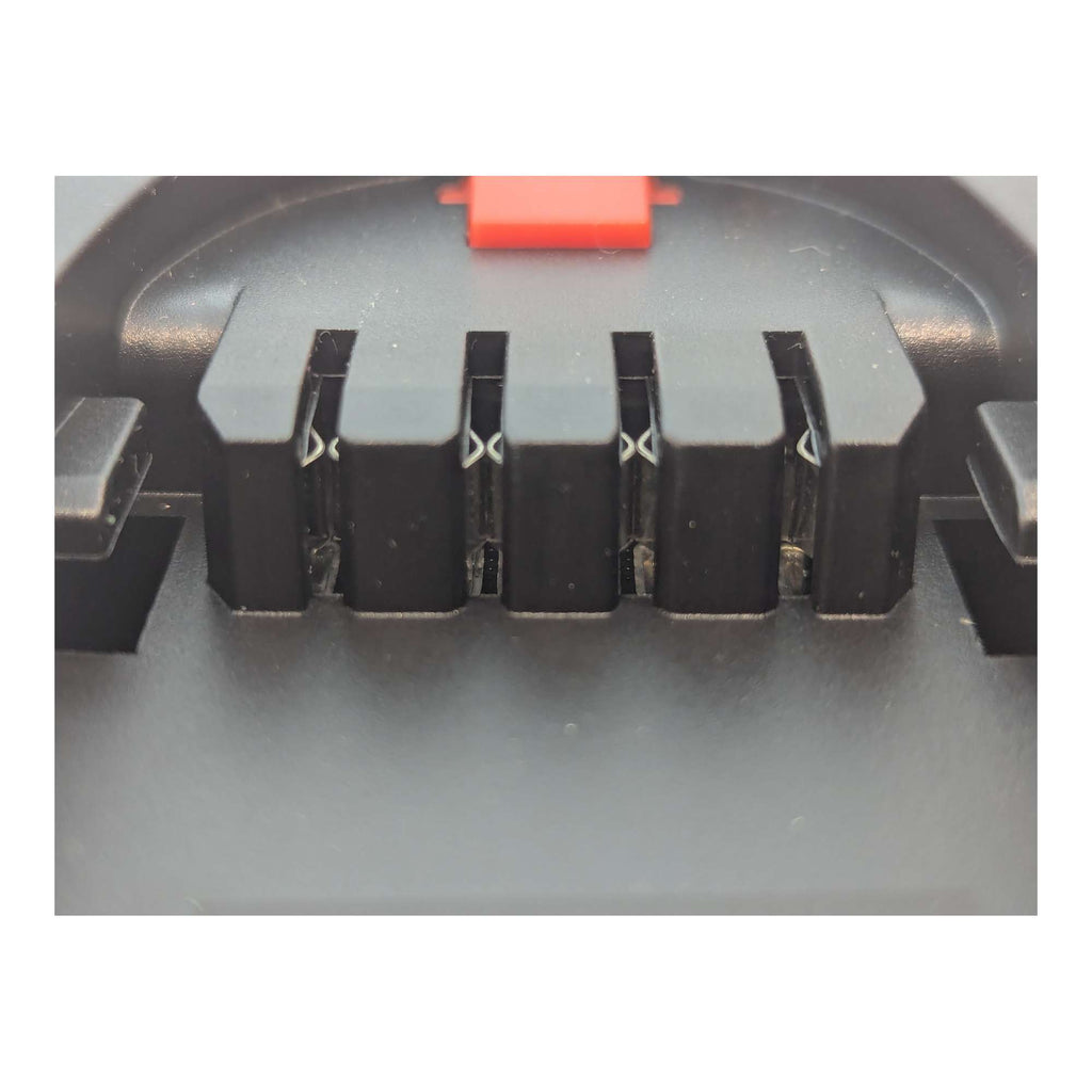 Milwaukee M18 to Husqvarna 18V Aspire P4A battery adapter - connector detail