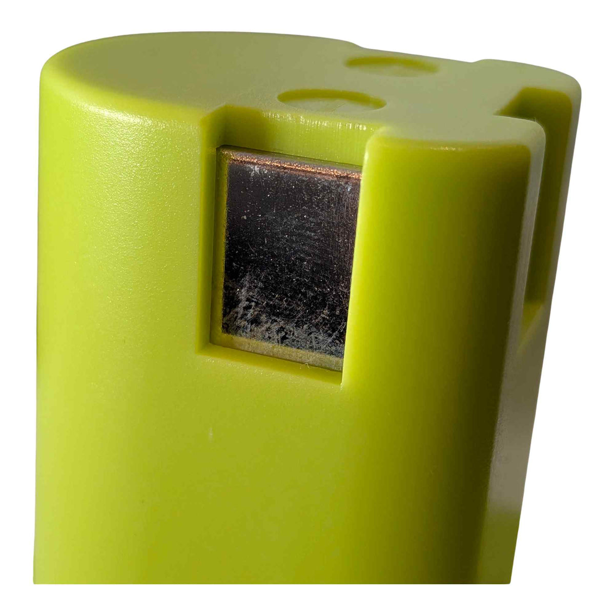 Ozito PXC 18V to Ryobi 18V Battery Adapter